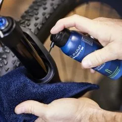 TUNAP Federgabelreiniger Spray 125ml 18 TUNAP Federgabelreiniger Spray 125ml -Renthal-Laden 4096 2732 maxefa24