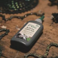 F100 Bio Trocken Schmierstoff -Renthal-Laden dsc08467 komp 1024x1024 2x