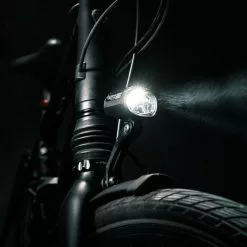 Lezyne Mini STVZO E65 Fahrradbeleuchtung -Renthal-Laden lezyne led fahrradbeleuchtung mini stvzo e65 vorderlicht 4